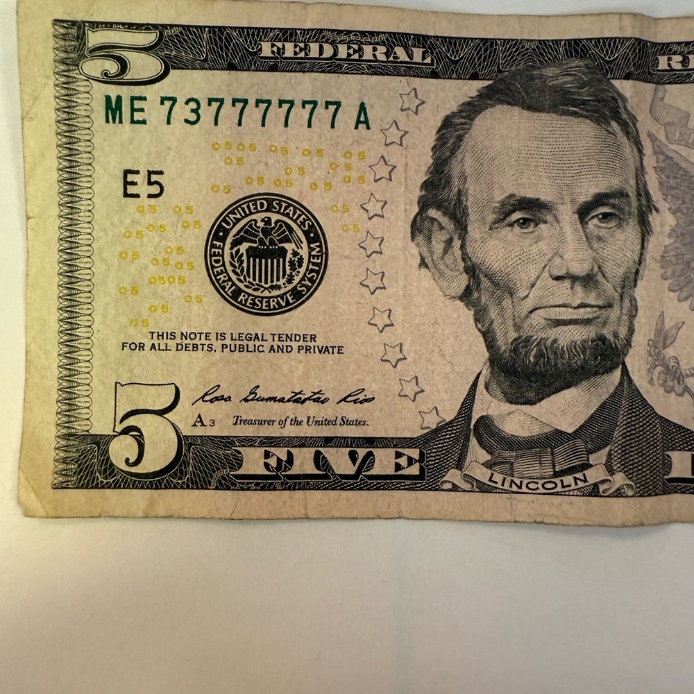 2013 5 Dollar Bill. Fancy Serial Number! 73777777